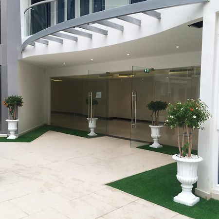 Luxury Business Suits In Grand Avenue By Pattaya City Estates Zewnętrze zdjęcie