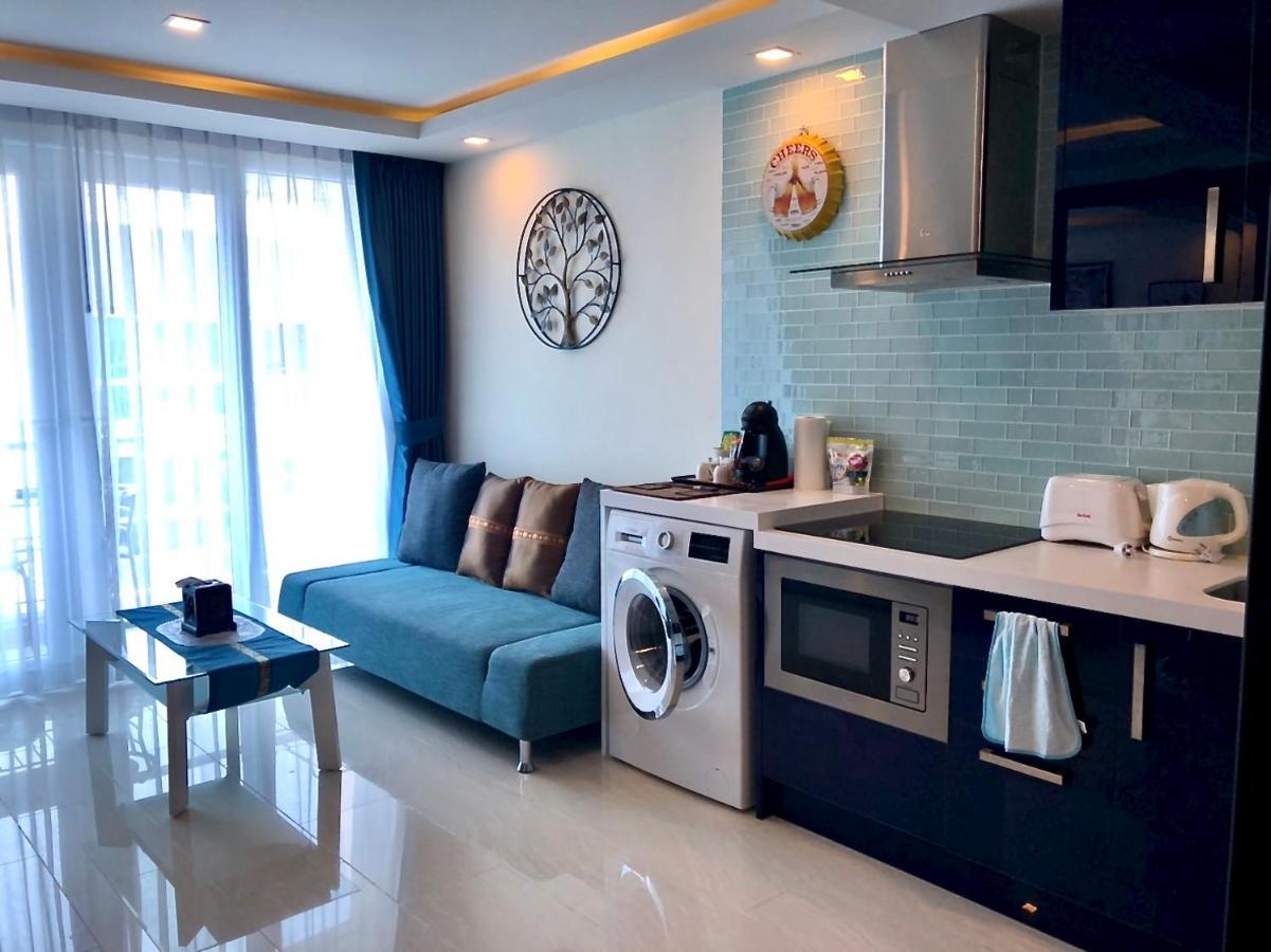 Luxury Business Suits In Grand Avenue By Pattaya City Estates Zewnętrze zdjęcie