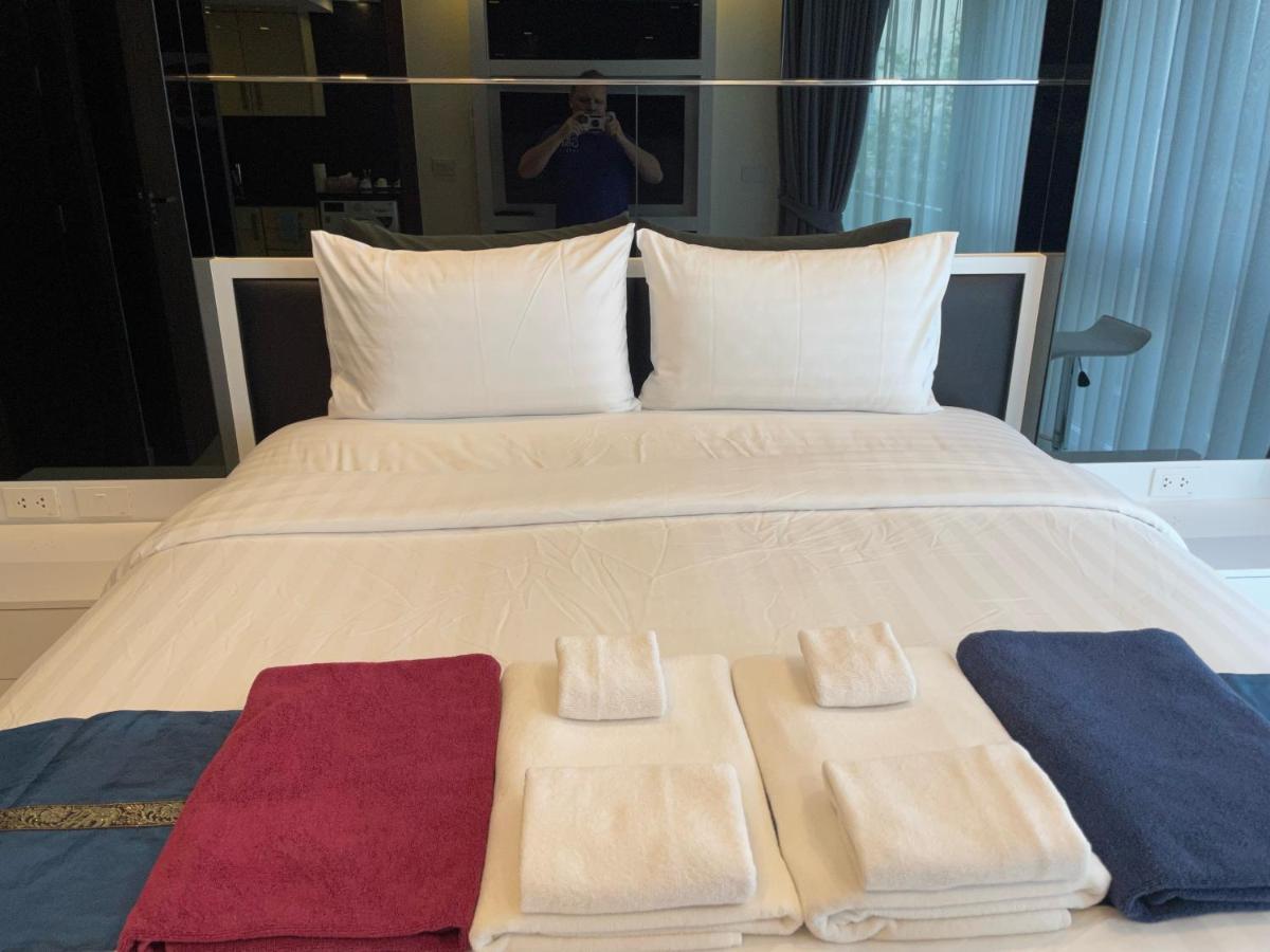 Luxury Business Suits In Grand Avenue By Pattaya City Estates Zewnętrze zdjęcie