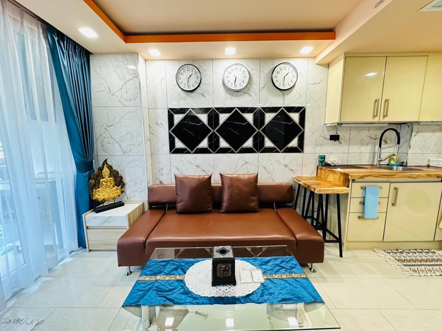 Luxury Business Suits In Grand Avenue By Pattaya City Estates Zewnętrze zdjęcie