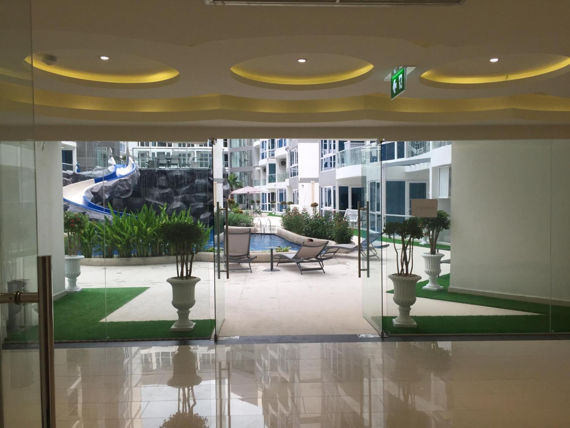 Luxury Business Suits In Grand Avenue By Pattaya City Estates Zewnętrze zdjęcie