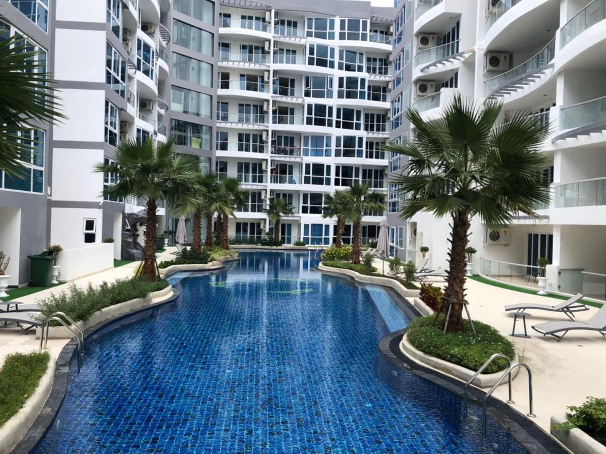Luxury Business Suits In Grand Avenue By Pattaya City Estates Zewnętrze zdjęcie
